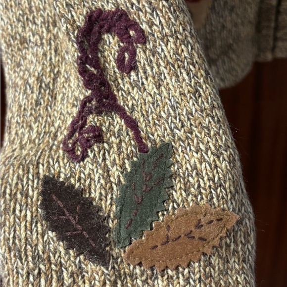 CRAZY HORSE - By Liz Claiborne Ladies Petite Sweater - Picture 4 of 4